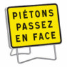 PANNEAU KC1 T1 PIETONS PASSEZ EN FACE l800xH600mm TEMPORAIRE AVEC 2 SACS LESTAGE